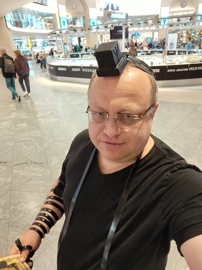 По моему пора покупать проездной в Тбилиси :) За прошлый год вместе с партнерами сделали 52 квартиры